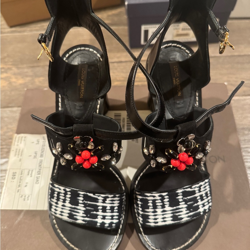Louis Vuitton Women’s Heeled Leather Sandal